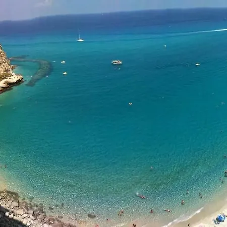 Lovely Apartment Tropea